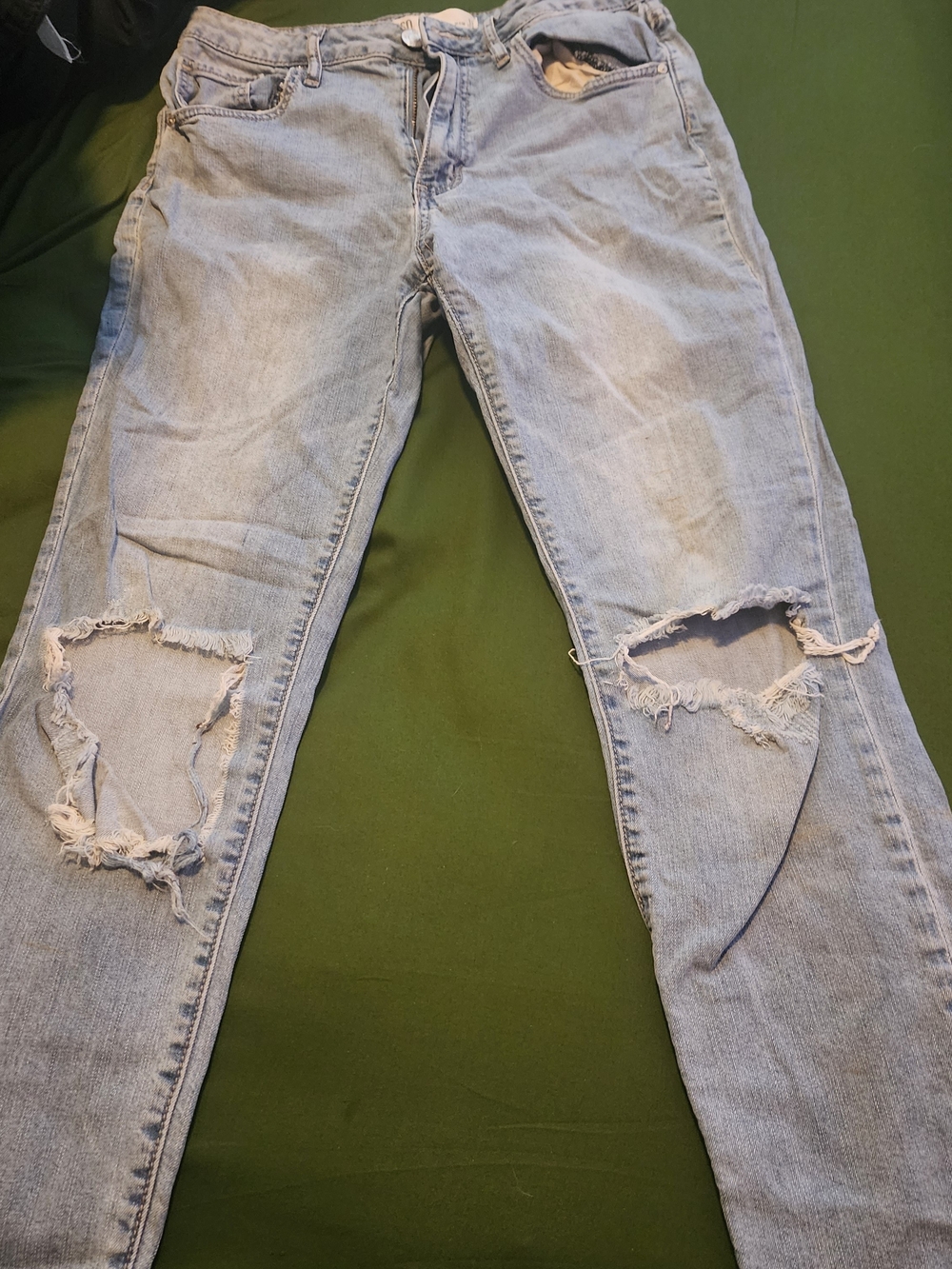 RSQ Light Wash Distressed Boyfriend Jeans